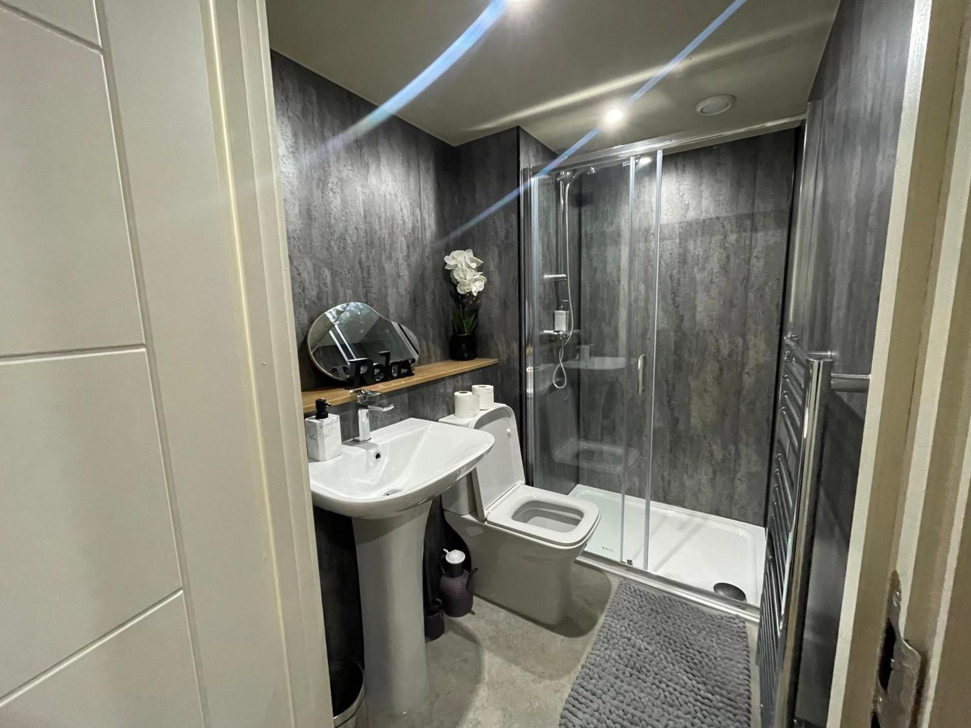 Luxury Mezzanine Apartment In Central Leeds Central Station Exterior photo
